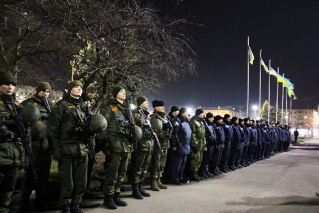 В Славянске не хватило своих силовиков - введены дополнительные наряды полиции