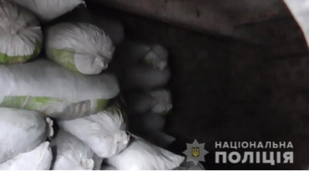 На Днепровщине преступники украли из товарных поездов более 260 тонн угля