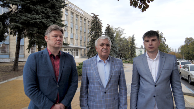 В Дружковке двое кандидатов на пост мэра сняли свои кандидатуры в пользу Виктора Баштового