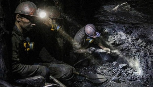На зарплату шахтерам поступило почти 680 млн грн
