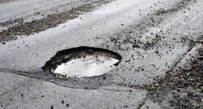 Берегите ноги и автомобили: В бюджете Константиновки нет средств на ремонт всех дорог
