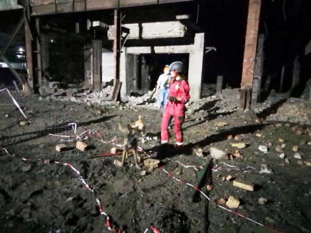 В Днепропетровской области произошел обвал здания на фабрике, есть жертвы