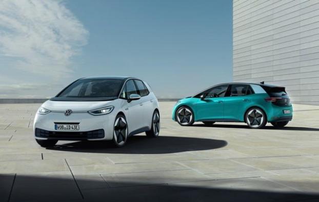 Volkswagen представил первый серийный электрокар