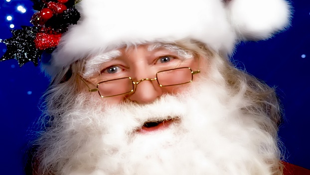 Facebook восстановил аккаунт человека, который доказал, что он Санта Клаус