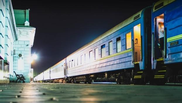 Из-за сбоя в электросети поезда отправляются из Киева с задержкой