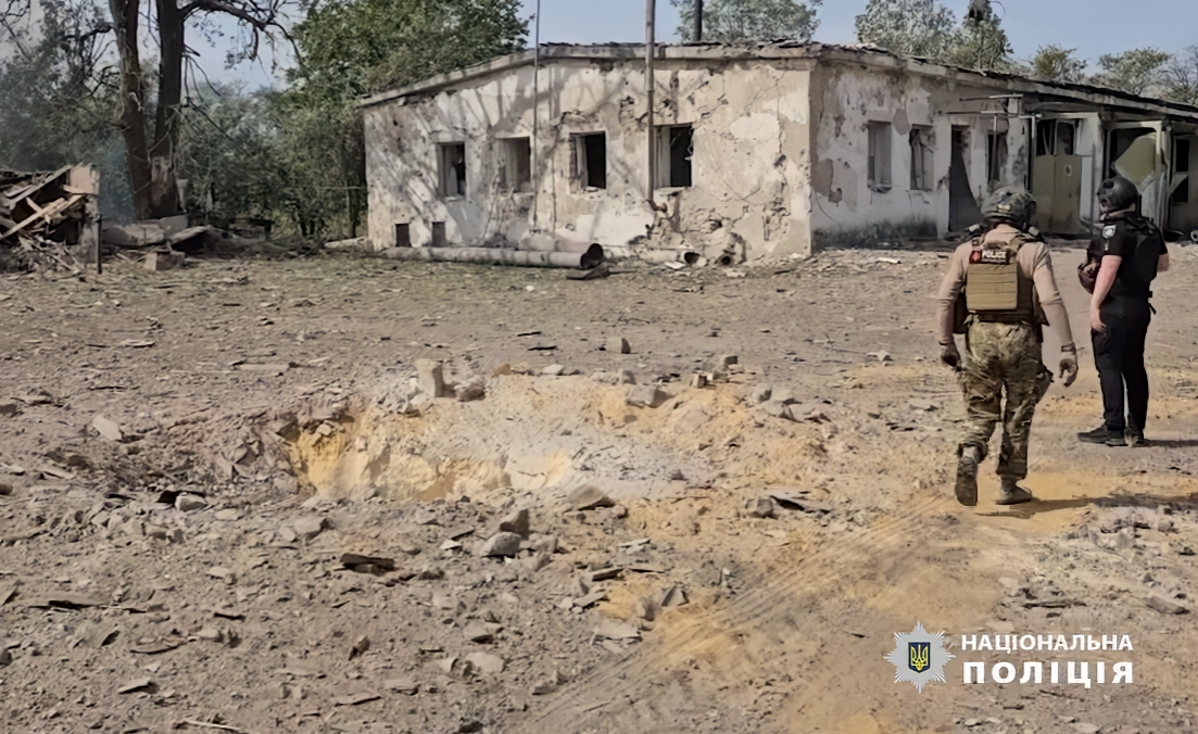 Як парамедики поліції рятували життя після обстрілу у Клебан-Бику: Відео