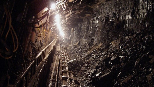 Семьям погибших на шахте в Львовской области помогут шахтеры Донбасса