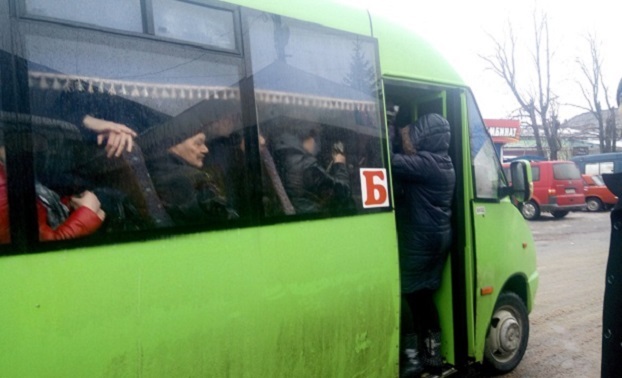 В Константиновке продлили время движения автобусов