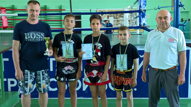 Юноши из Краматорска приняли участие в чемпионате области по тайскому боксу