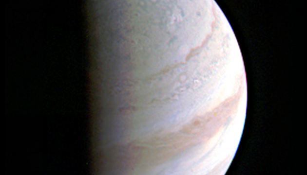 «Юнона» приблизилась к Юпитеру на кратчайшее расстояние