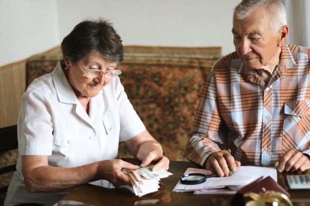 На Донеччині вже виплачують березневі пенсії у нових підвищених розмірах