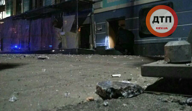 В центре Киева ночью произошел взрыв