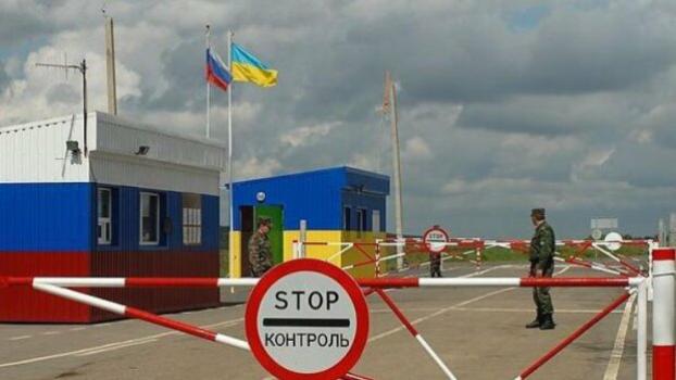 Россия закрывает границу: Для жителей неподконтрольного Донбасса сделали исключение