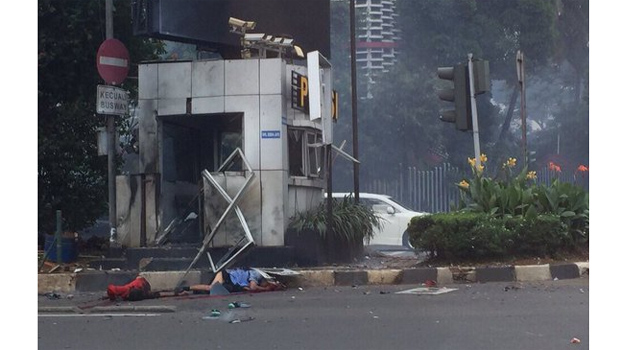 Терроризм: Во время взрывов в Джакарте украинцы не пострадали 