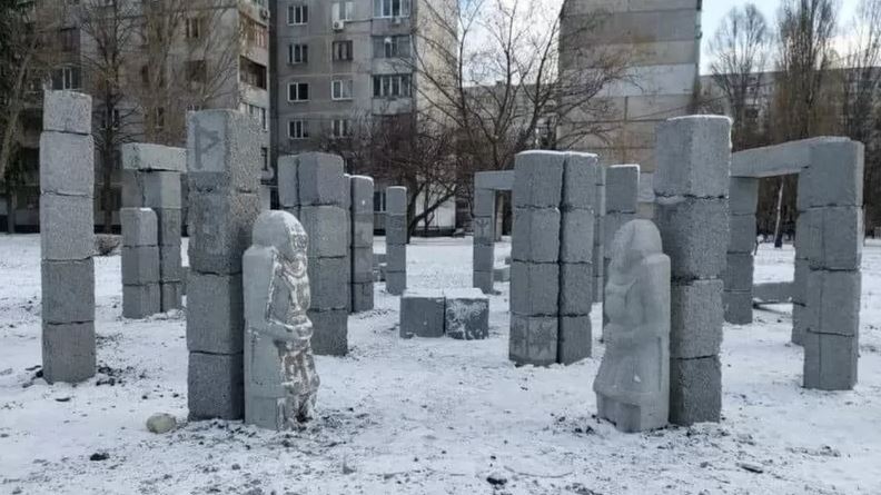 В Харькове возмущены «стоунхенджем» за полтора млн из бетонных блоков