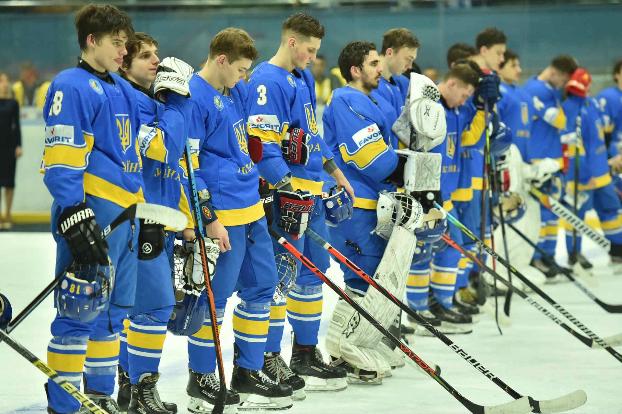 Украинская хоккейная молодежка потеряла шансы выиграть домашний чемпионат мира