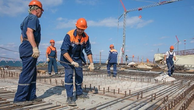 300 строителей Керченского моста появились в базе «Миротворца»