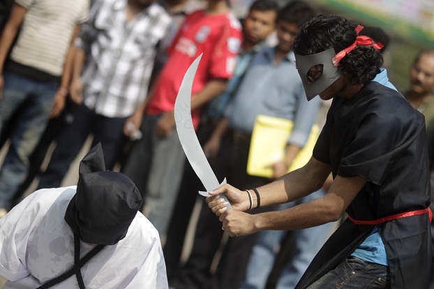 В Саудовской Аравии казнили 37 человек, обвиняемых в терроризме