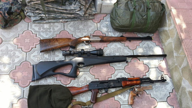 В облгазе Донбасса нашли большой арсенал оружия