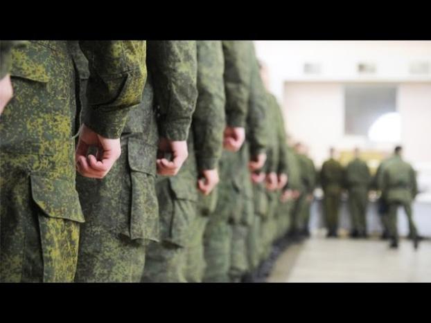 Военкомат призывает предприятия Покровска вести учет военнообязанных