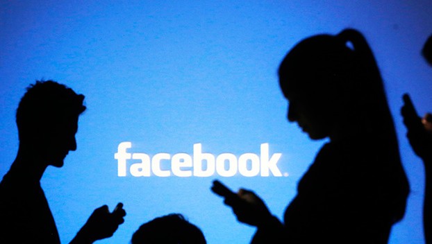 Facebook будет сообщать пользователям о фейках