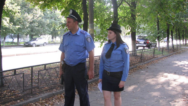 С начала ученого года в Доброполье увеличили количество полицейских патрулей