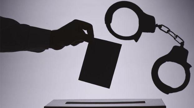 Местные выборы в Мариуполе отметились первыми нарушениями