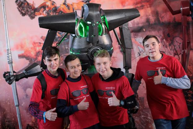 Покровские школьники побывали на Всеукраинском фестивале робототехники