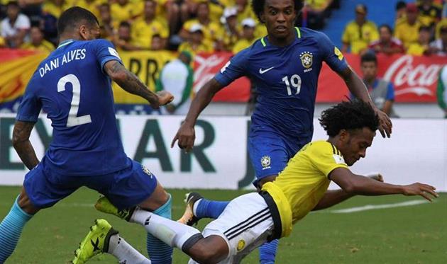 Отбор к ЧМ-2018 по футболу в Южной Америке:  Бразилия и Аргентина довольствовались ничьими