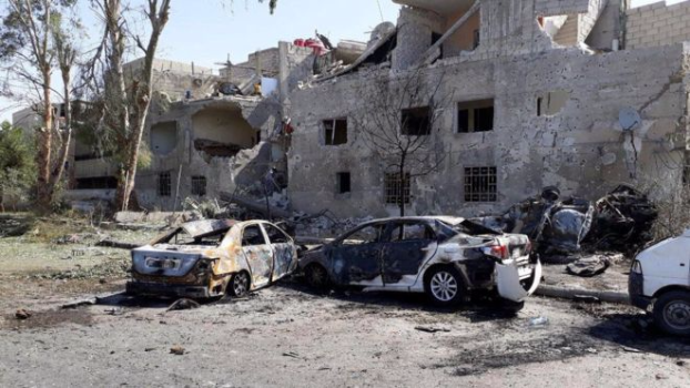 В Дамаске произошел теракт. Смертник подорвал автомобиль на площади.