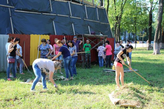 Жители Покровска участвовали в общегородском субботнике 