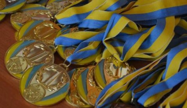 70 спортсменов Донетчины будут получать областную стипендию