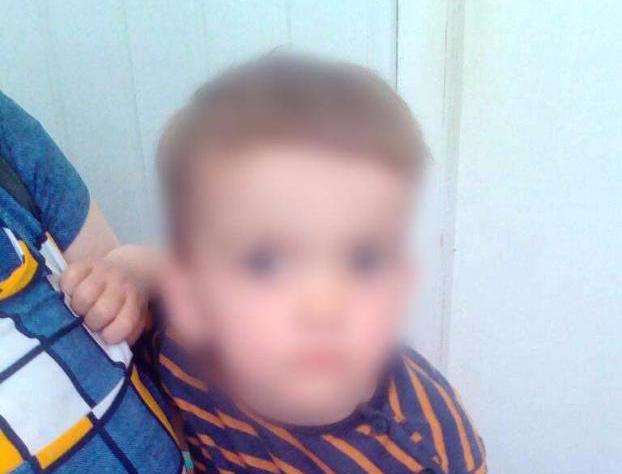 В Донецкой области мать подбросила сына незнакомым людям