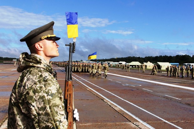 Приветствие «Слава Украине» закрепят в ВСУ приказом