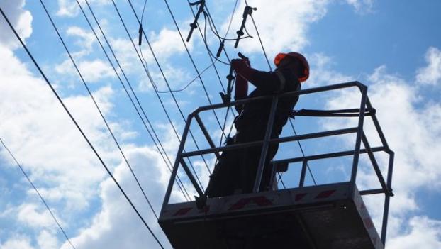 После масштабной атаки в Украине могут ввести графики отключений электричества