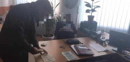 Константиновка: Почему сотрудник налоговой упал лицом в асфальт