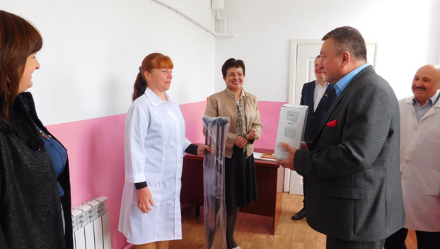 В селах Добропольского района наметились медицинские проблемы 