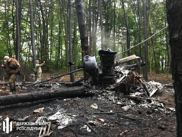 ГБР расследует причины падения вертолета Ми-8 в Ровенской области