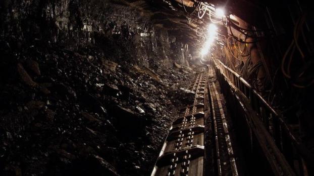 30 шахтеров оказались под землей на шахте в Донецке