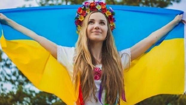 Треть украинцев не против покинуть страну 
