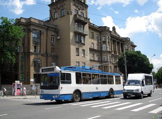 В Мариуполе временно отменили троллейбус №1