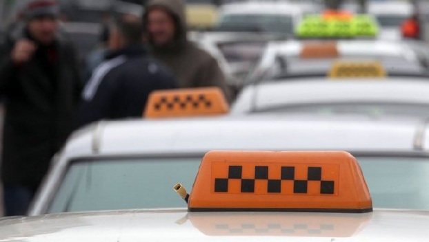 Группа «клофелинщиков» под видом таксистов нападала ни киевлян 