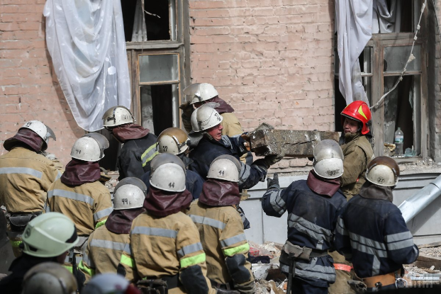В ГСЧС уточнили, что во время взрыва в жилом доме в Киеве пострадали шесть человек