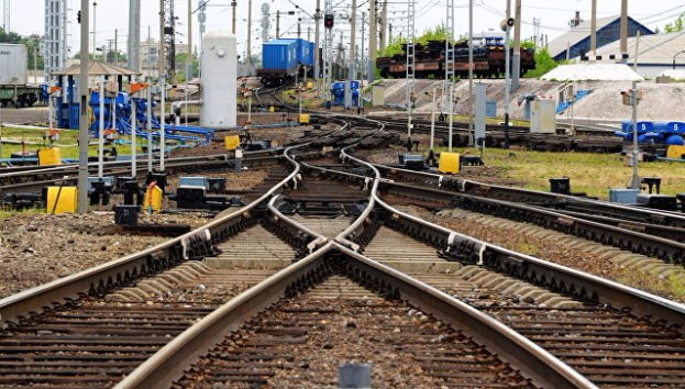 Россия запускает движение поездов в обход Украины