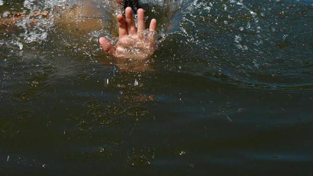 Двенадцатилетняя девочка утонула в пруду в Покровске