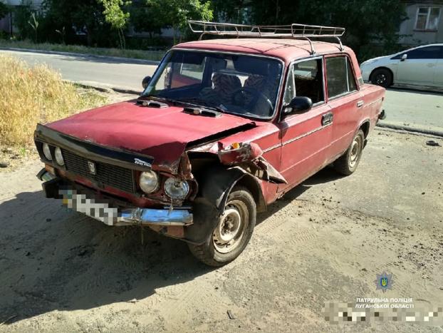 На Луганщине пожилой мужчина протаранил иномарку