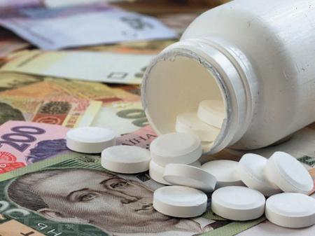 Правительство урегулировало оплату лекарств и медизделий от международных организаций