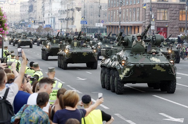 Парада в Киеве не будет: его 24 августа заменит марш достоинства