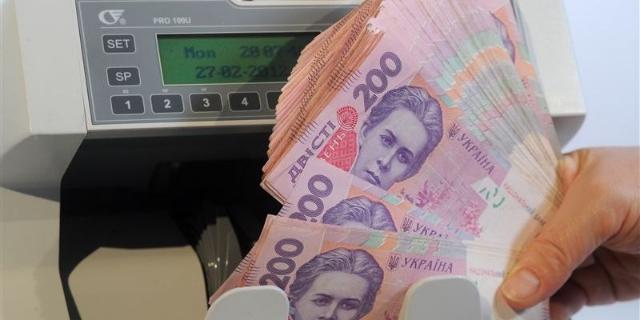Статистика: Количество депозитов в гривне растет в Украине, а в валюте - снижается