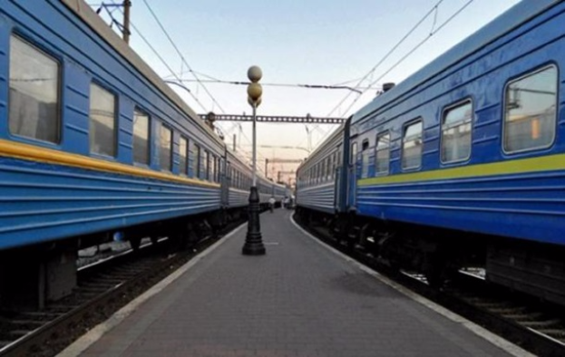 Поезда на Донбасс приходят с пятичасовым опозданием